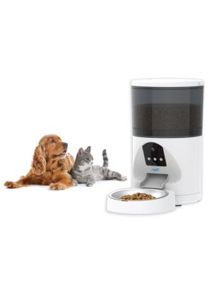 Intelligent feeder for dogs and cats